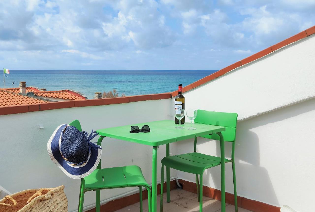 Le Dune Sea View Apartments - Futura Cav San Vincenzo Exteriör bild