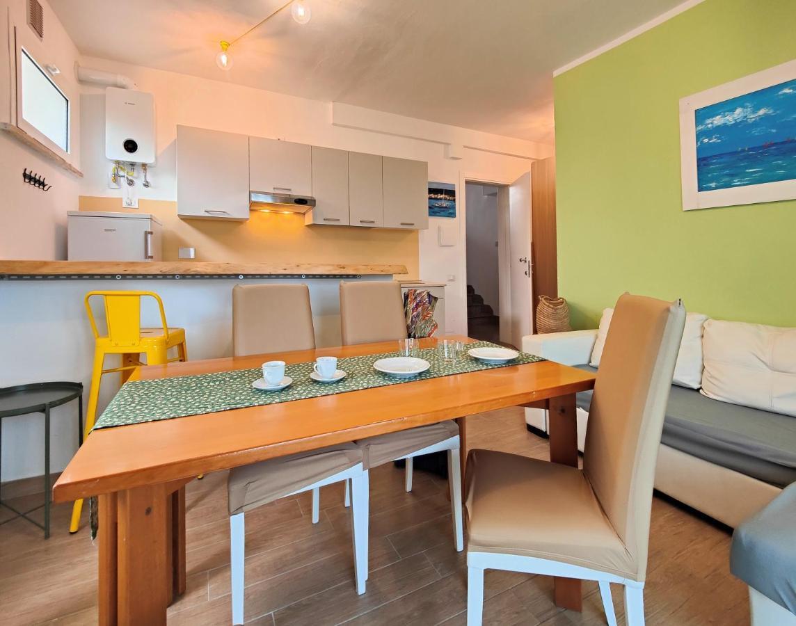 Le Dune Sea View Apartments - Futura Cav San Vincenzo Exteriör bild