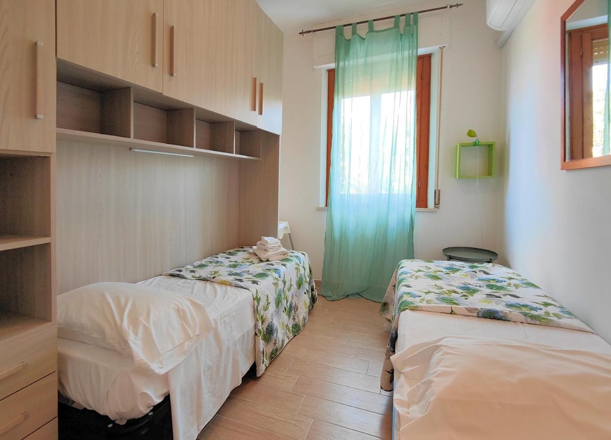 Le Dune Sea View Apartments - Futura Cav San Vincenzo Exteriör bild