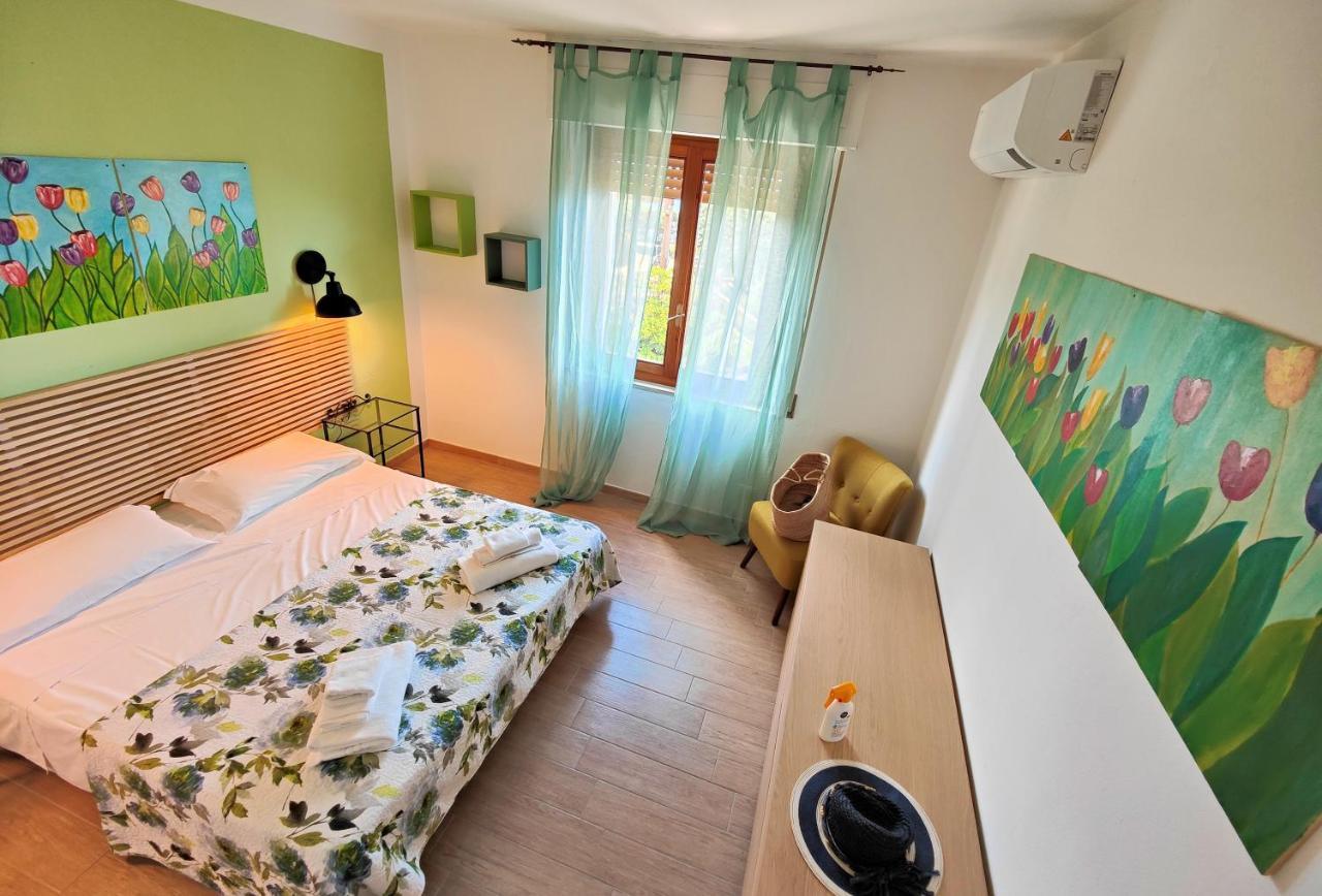 Le Dune Sea View Apartments - Futura Cav San Vincenzo Exteriör bild