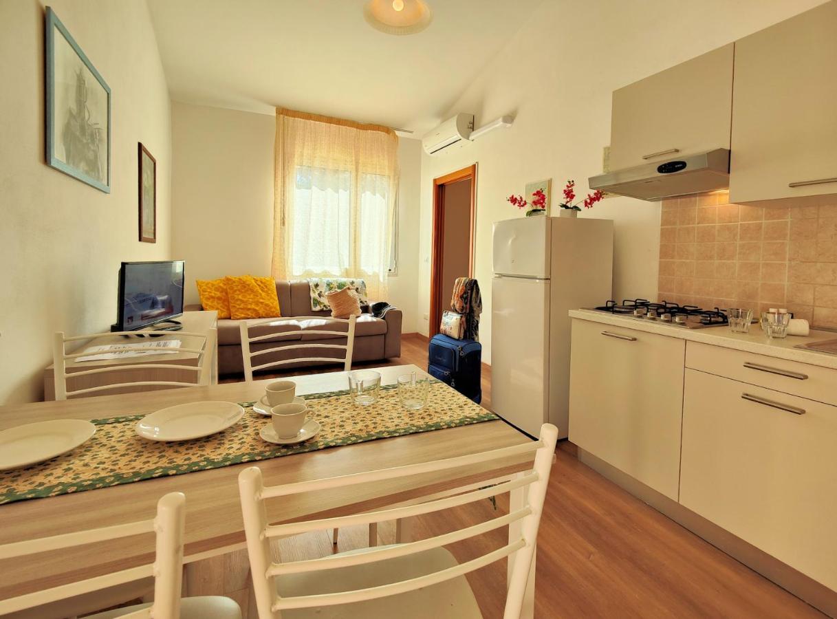 Le Dune Sea View Apartments - Futura Cav San Vincenzo Exteriör bild